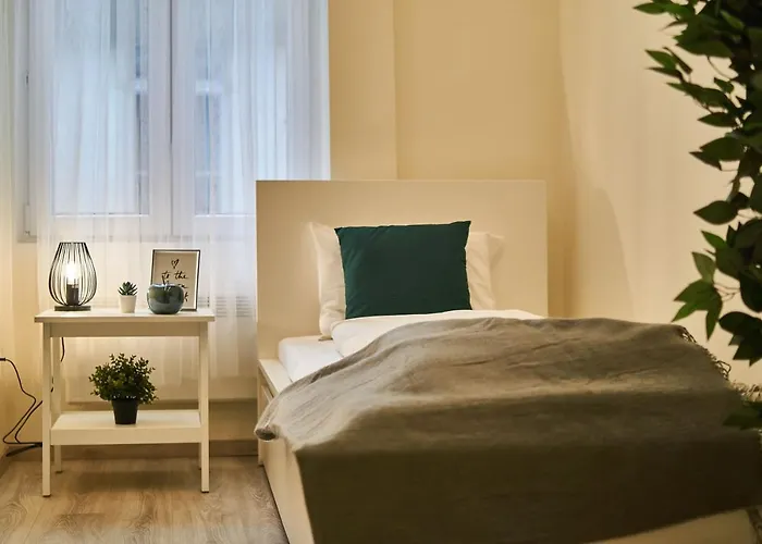 Apartmán F4 Design Apartment- *