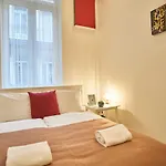 F4 Design Apartment- Budapest